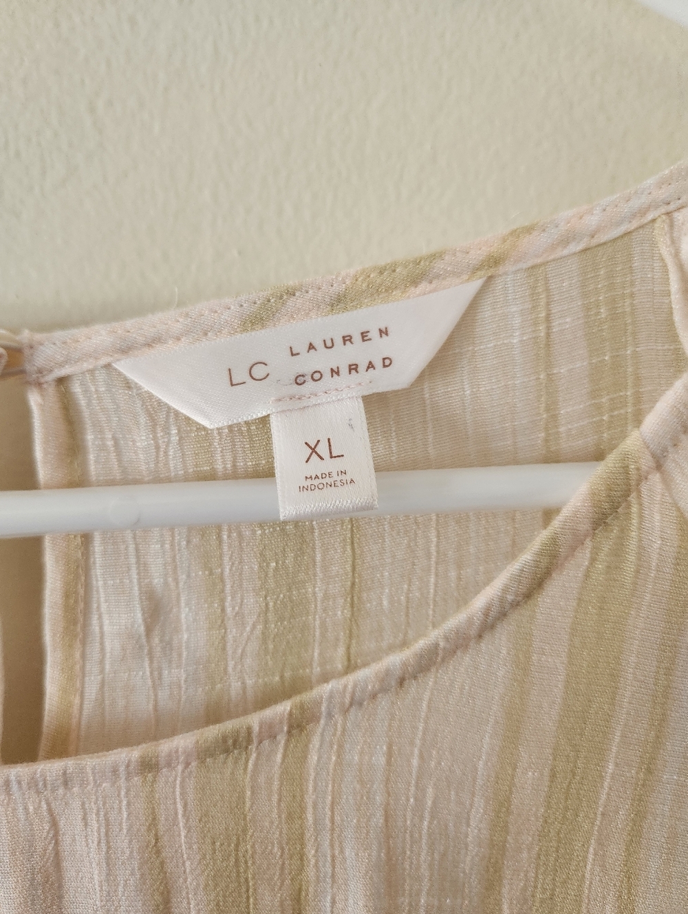 Lauren Conrad Tan Striped Flutter Sleeve Top - Picture 8 of 8